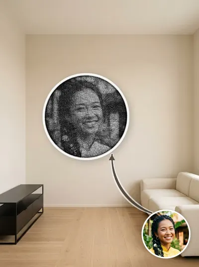Tranh chỉ chân dung khung tròn 50cm, đặt cạnh ảnh gốc để so sánh — mẫu 236